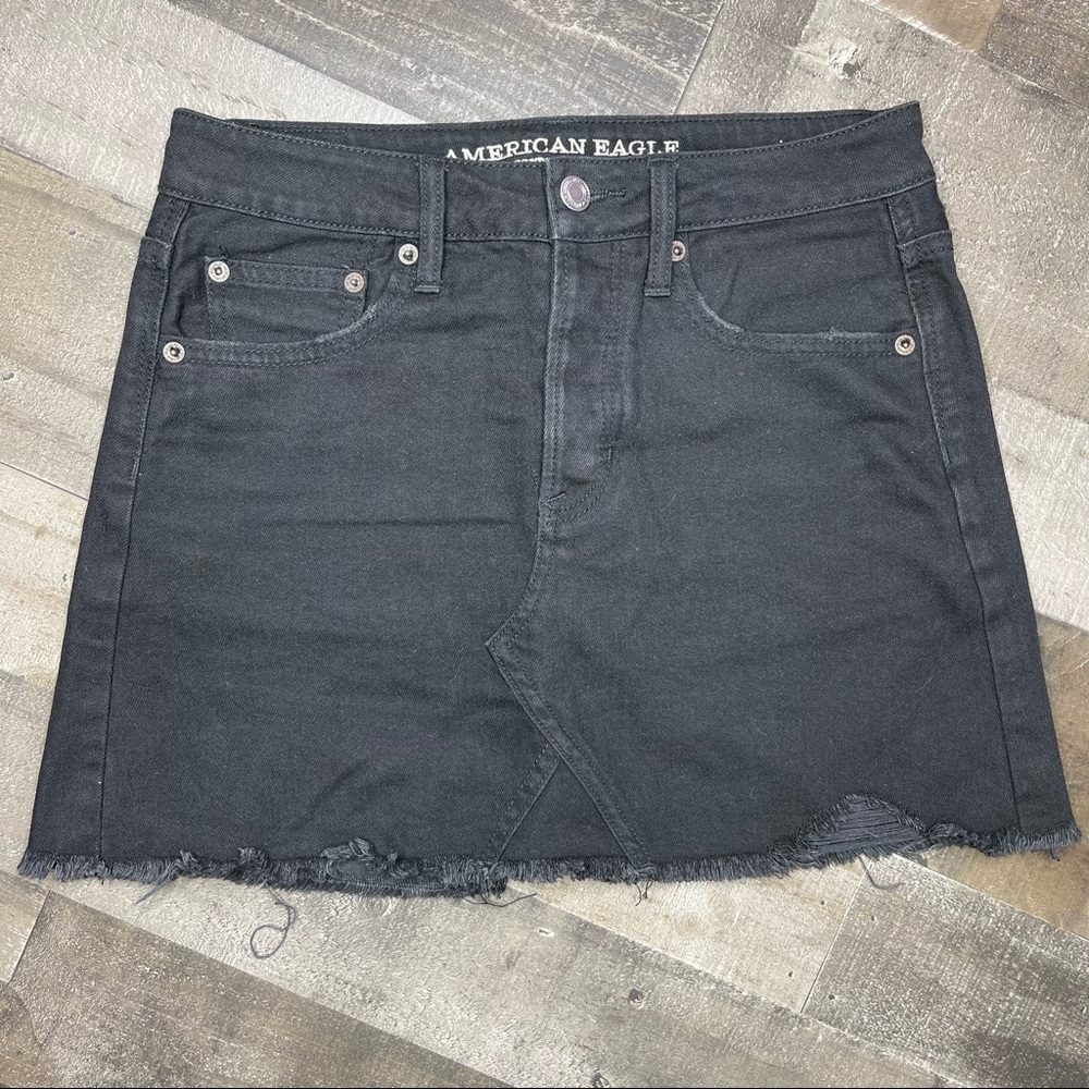 American Eagle High Rise Distressed Denim Mini Skirt size 2